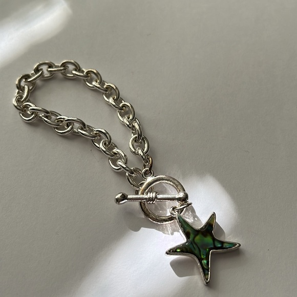 Vintage lot of 3 Silvertone 7” Bracelets - one with abalone starfish - Picture 6 of 12